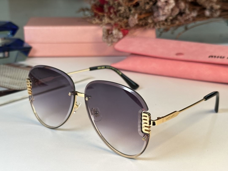 Miu miu Sunglasses